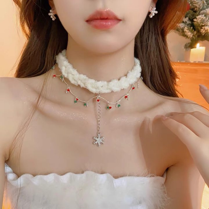 羽毛蝴蝶结珍珠项链秋冬甜美高级感锁骨链超仙时尚过年饰品批发女