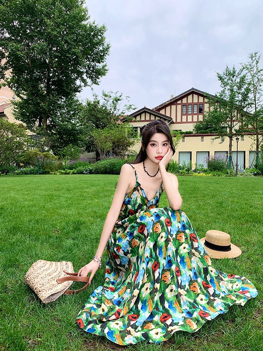 Fashion women's wear Bohemian Style Retro V-neck Oil Painting Printing Pleated Suspender Dress Seaside Vacation Elegant Beach Dress