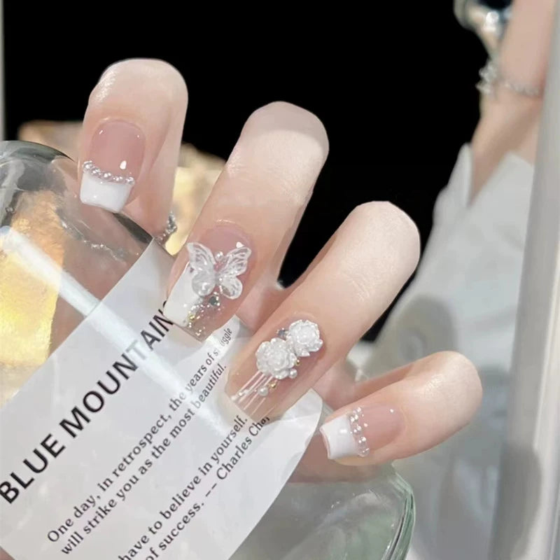 (Hand-made nail) French nail armor long black small fragrance simple white high-grade sense nail piece bride pregnant woman finished product.