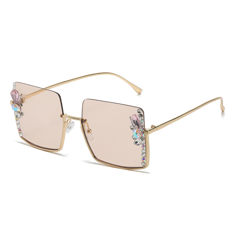 Women's fashion glasses 墨镜女防紫外线韩版潮大脸显瘦时尚大框镶钻太阳眼镜防晒2023新款