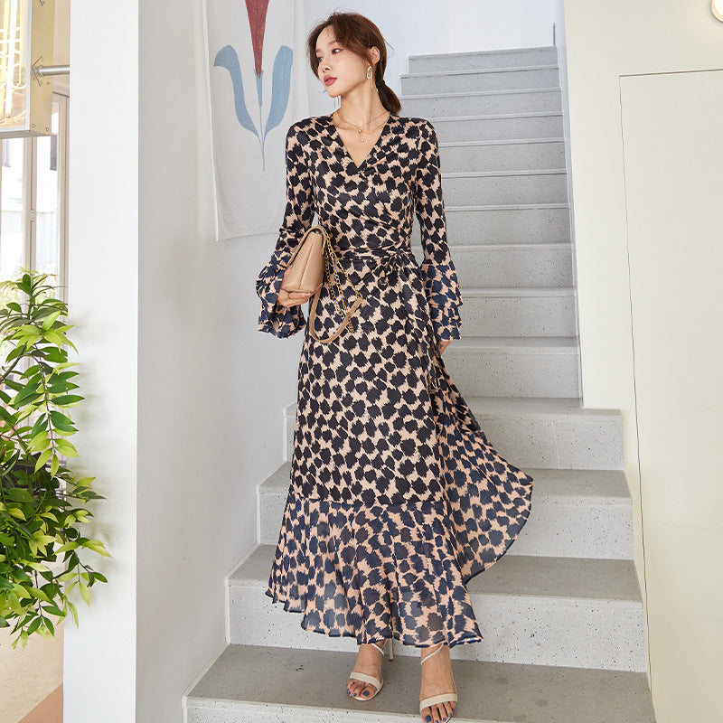 Fashion women's wear Small Red Lip Lantern Sleeve Collarless Long Dress One-Piece Elegant New Leopard Print Printed V-neck Lace-up Wrap Skirt