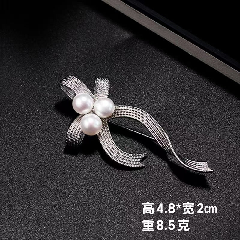 配饰胸针欧美水钻胸针女士合金胸花多款可选珍珠花朵配饰批发