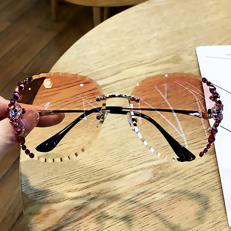 Women's fashion glasses 2021跨境网红ins墨镜女镶钻韩版潮个性水晶无框防紫外线太阳镜女