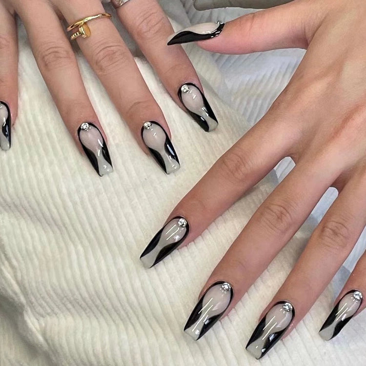 (Hand-made nail) super long hot girl wears nail chips, glitter nail patches, fake nail stickers, and finished products, sexy and exaggerated, European and American style wearables