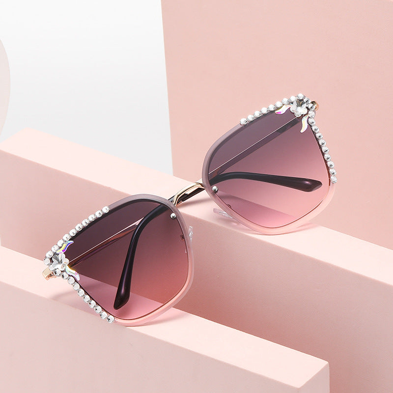Women's fashion glasses 2023欧美猫眼镶钻摩登太阳镜金属半框时尚凹造型墨镜女士开车眼镜