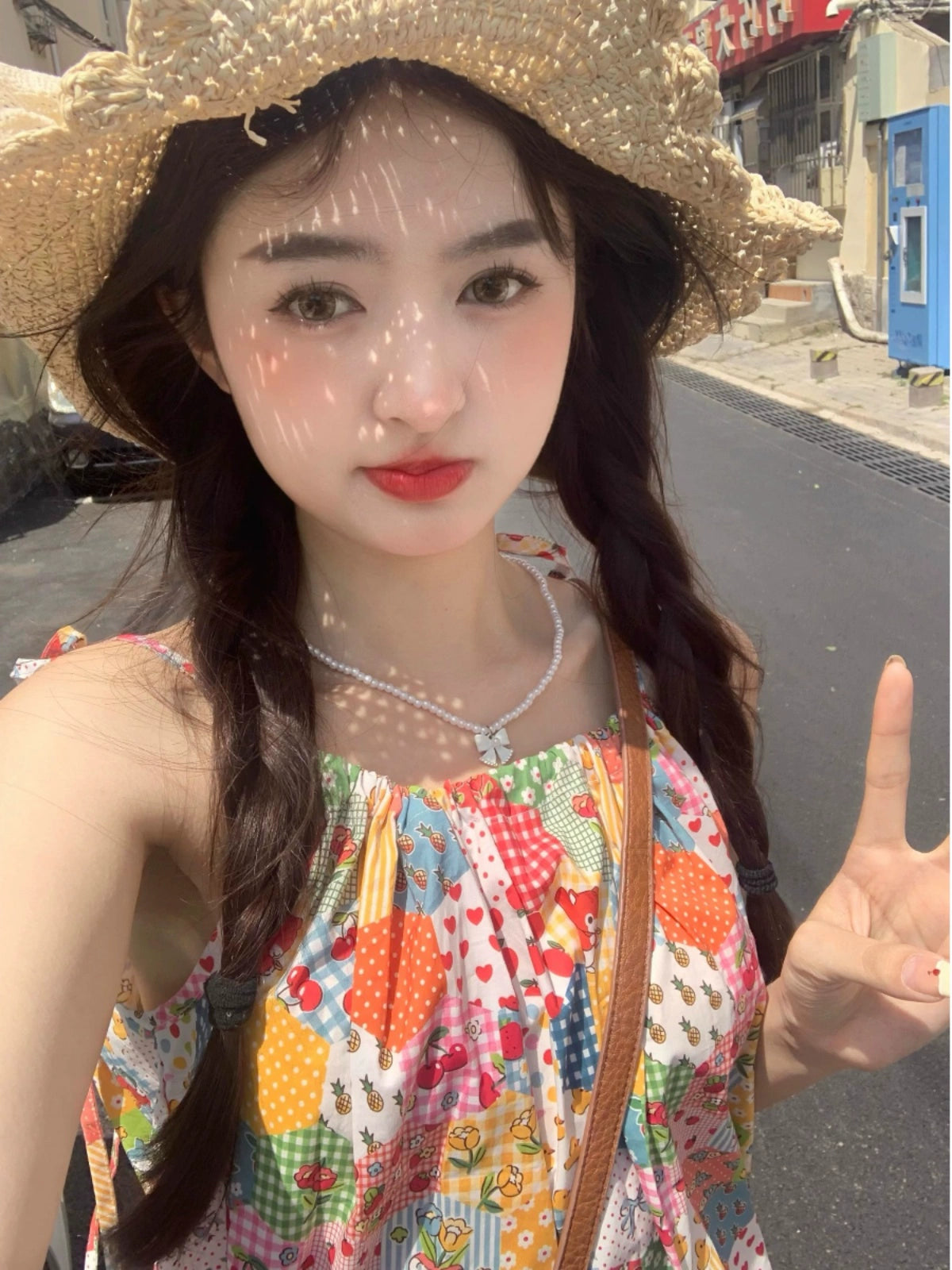 Dopamine dress Free shipping Tattoo Dopamine floral splicing lace suspender dress women's summer age reduction Sanya seaside vacation photo beach dress
