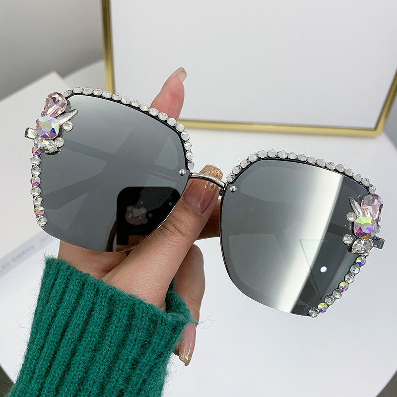 Women's fashion glasses 女士镶钻太阳镜2023新款欧美跨境大框墨镜女防紫外线显脸小素颜