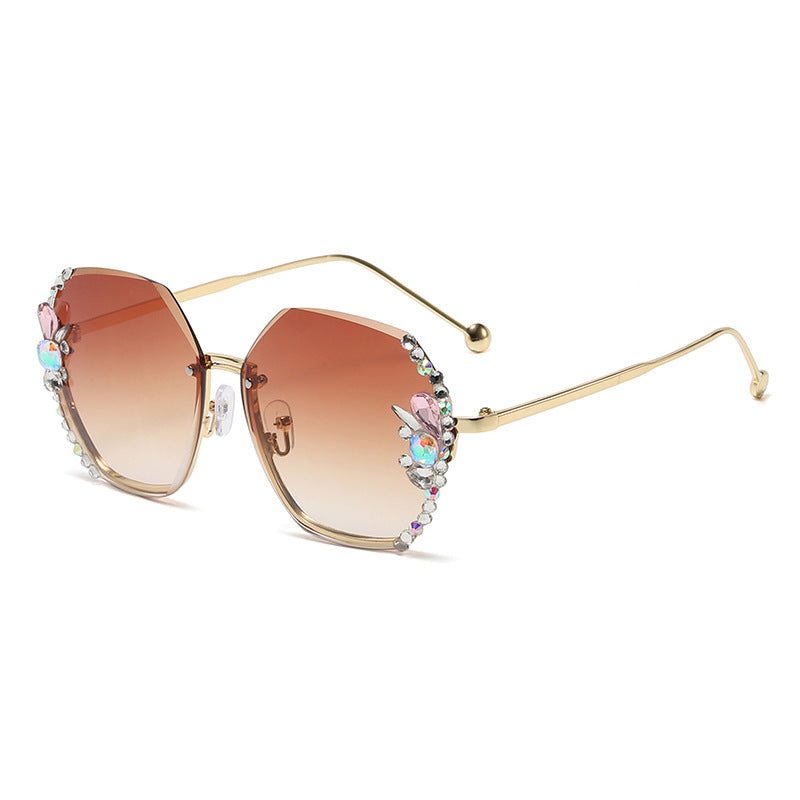 Women's fashion glasses 欧美跨境大框镶钻太阳镜无框防晒防紫外线水晶墨镜女大脸显瘦