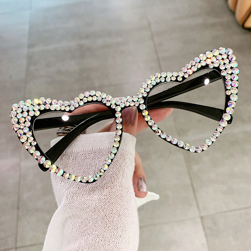 Women's fashion glasses 跨境复古大框架欧美镶钻太阳镜桃心爱心墨镜女士金属铰链个性眼镜