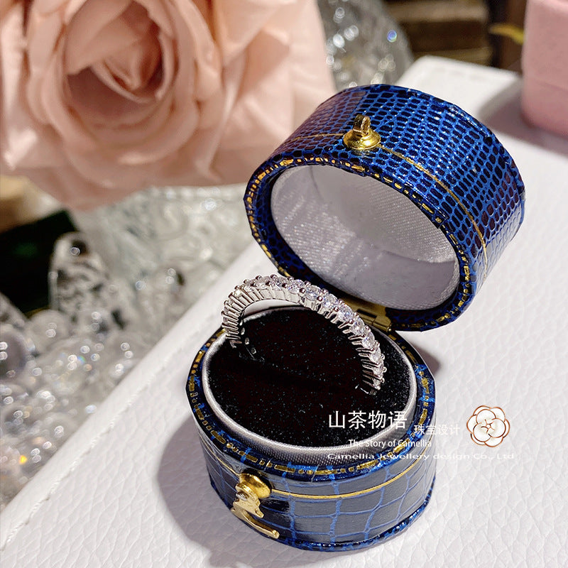 Camellia跨境tiktok热卖单排钻戒指女 镀金微镶Cuic5A锆百搭尾戒
