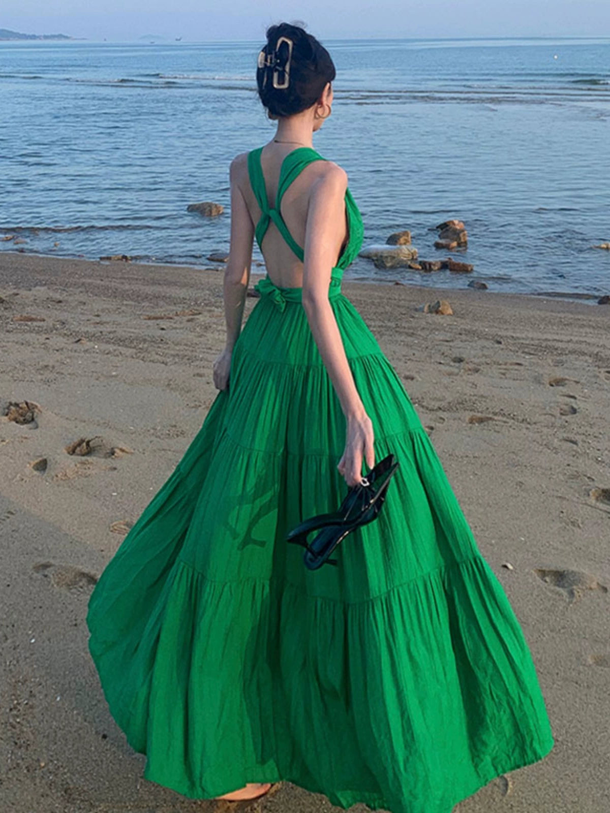 Dopamine dress Free shipping Tattoo Dopamine Island Wear Sexy Big Halter Green Strap Neck Dress Women's Summer Seaside Vacation Dress
