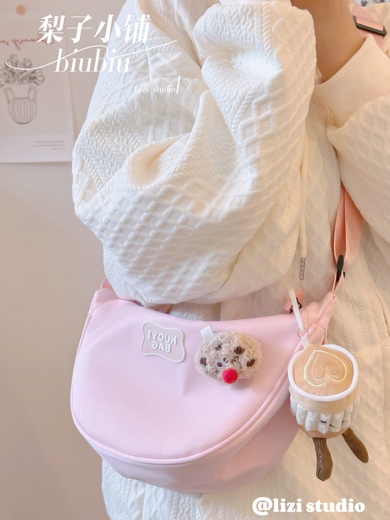 Dopamine Bag Free shipping Tattoo Crescent bag Crossbody bag Women's dopamine niche design Nylon cloth dumpling bag Wide shoulder strap Casual shoulder bag
