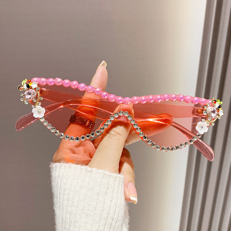 Women's fashion glasses 太阳眼镜ins网红猫眼欧美镶珍珠女潮墨镜彩色镜片水钻金属铰链