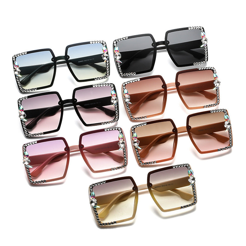 Women's fashion glasses 2023跨境新款镶钻太阳镜潮流韩版眼镜时尚街拍大框网红方框墨镜