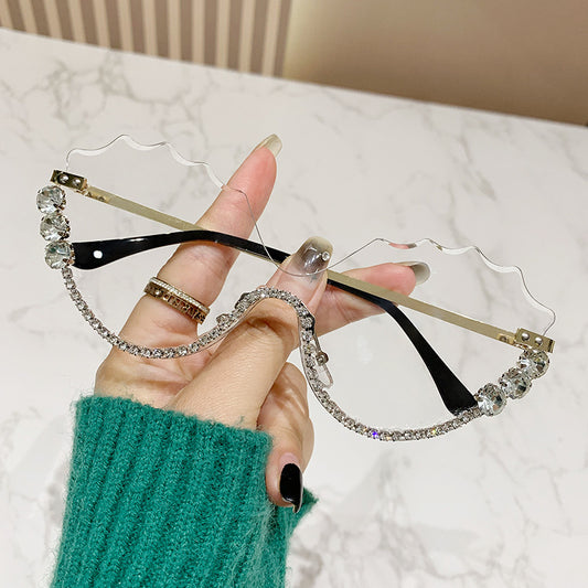 Women's fashion glasses 欧美镶钻大框架跨境水钻墨镜女异形波浪切边眼镜防晒显瘦太阳镜